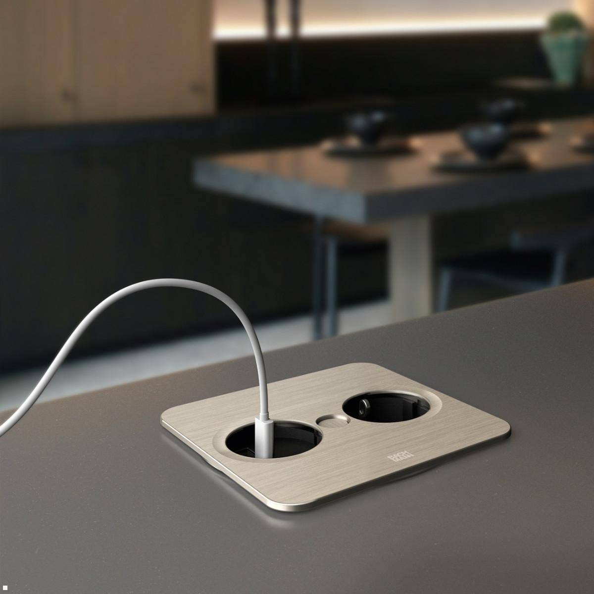 BACHMANN TWIST 2 1xCEE7/3 1xUSB A/C 22W 2,0m AEH Edelstahl-Optik eckig