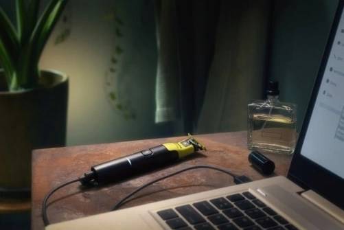 OneBlade 360 QP4631 Trimmer