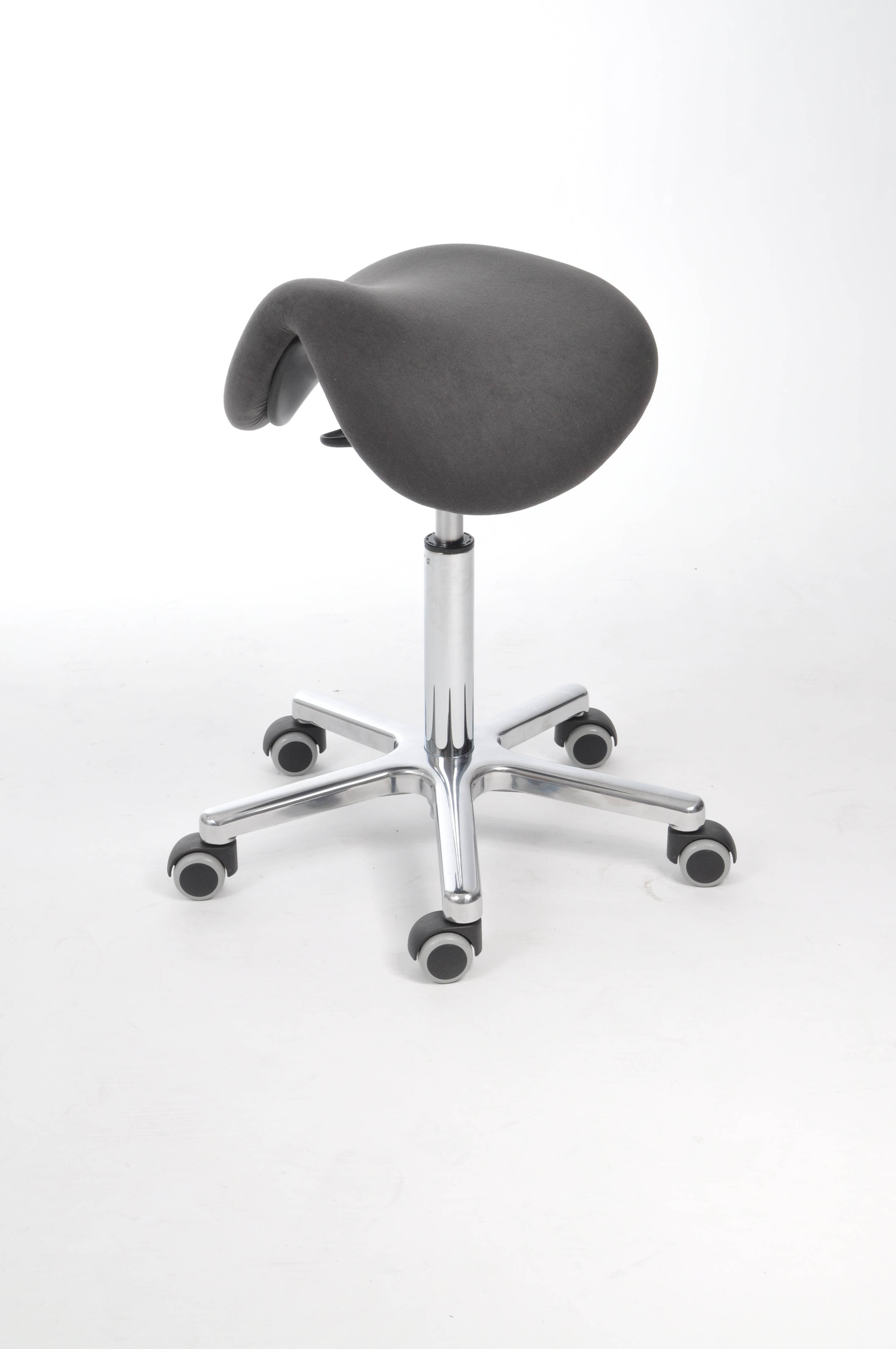 Gesunder Arbeitsstuhl Modell 3470, Sattelsitz, bewegtes Sitzen, Alu-Fußkreuz, PU-Sitz Schwarz