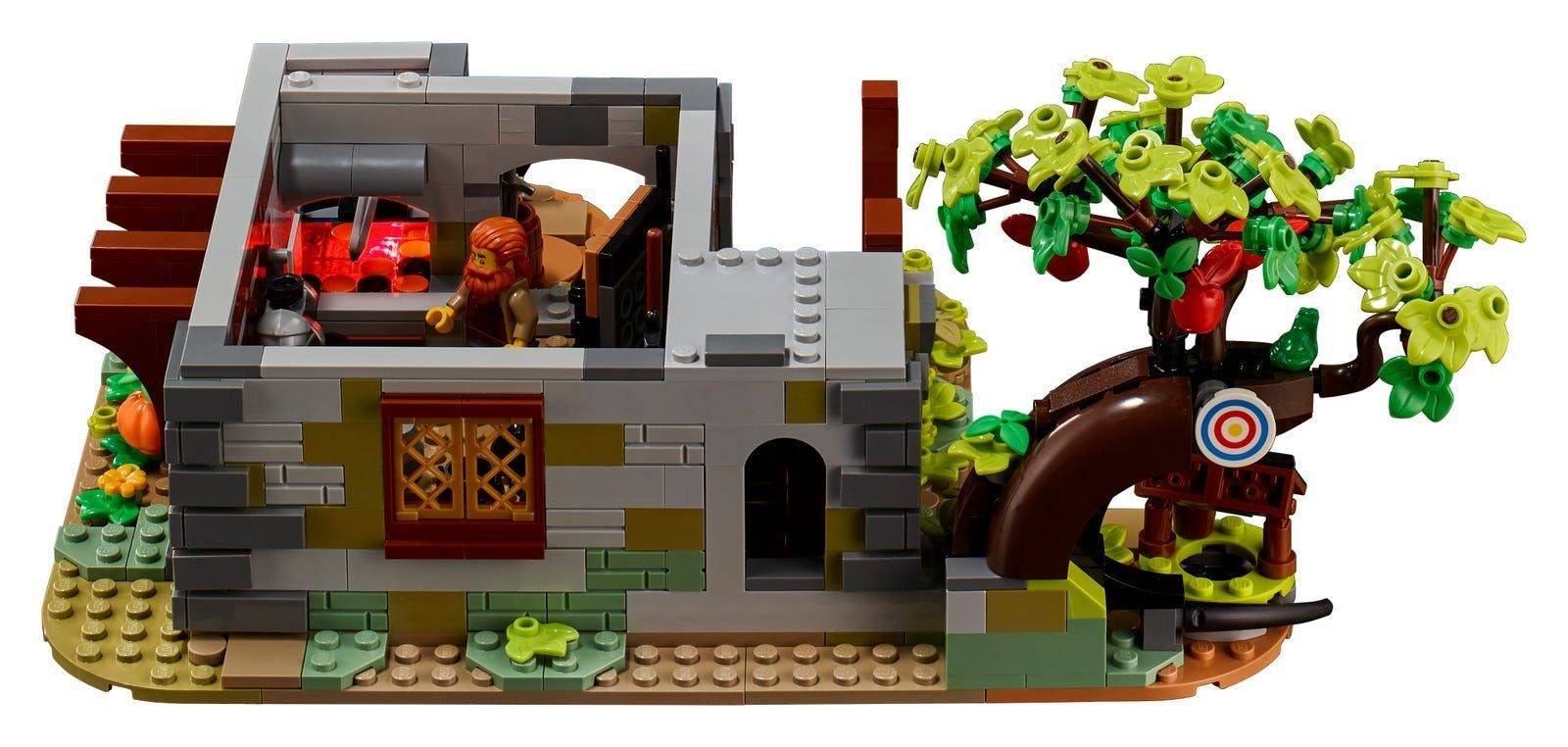 LEGO« Ideas - Mittelalterliche Schmiede 21325