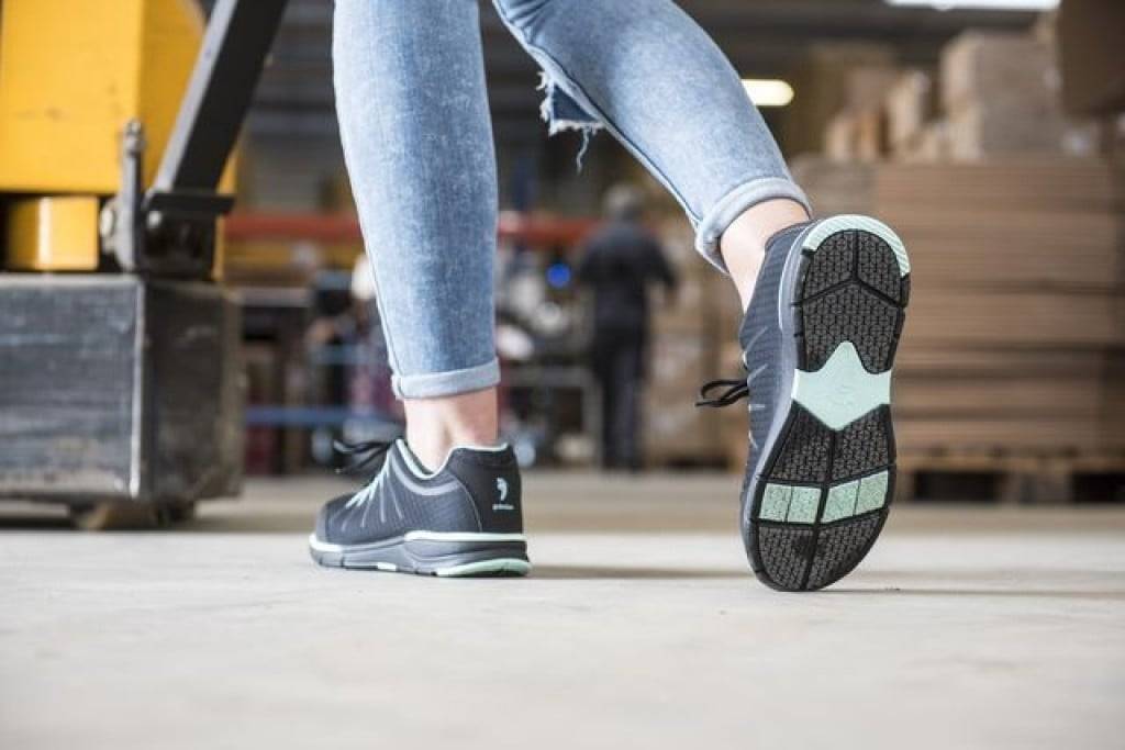 BAAK 3218-39 Damensicherheitsschuh Svea Größe 39 W. 10 schwarz/türkis S3 SRC ESD