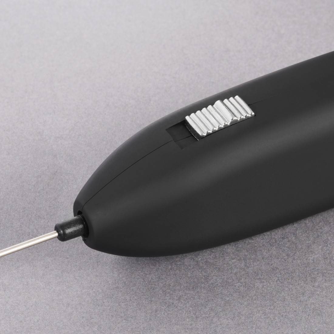 hama 00111258 Elektrischer Milchaufschäumer, Hand-Stab batteriebetrieben, klein, Schwarz