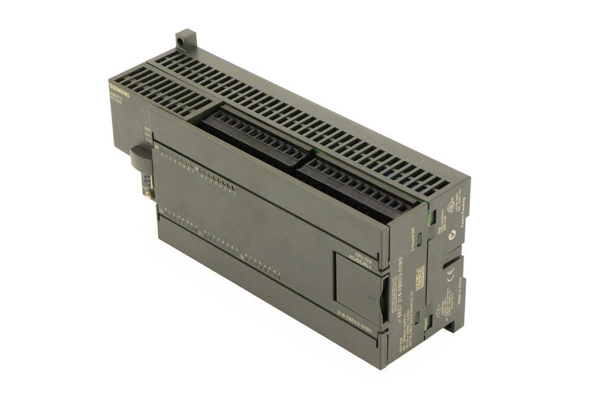 SIMATIC S7-200 CPU 226 24 DI DC/16 DO Relay