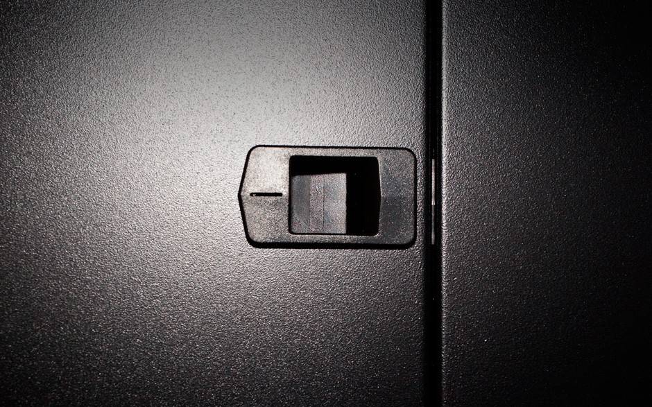 Danicom - 15 HE, kleiner Serverschrank, mit Glastür (BxTxH) 600 x 800 x 860mm