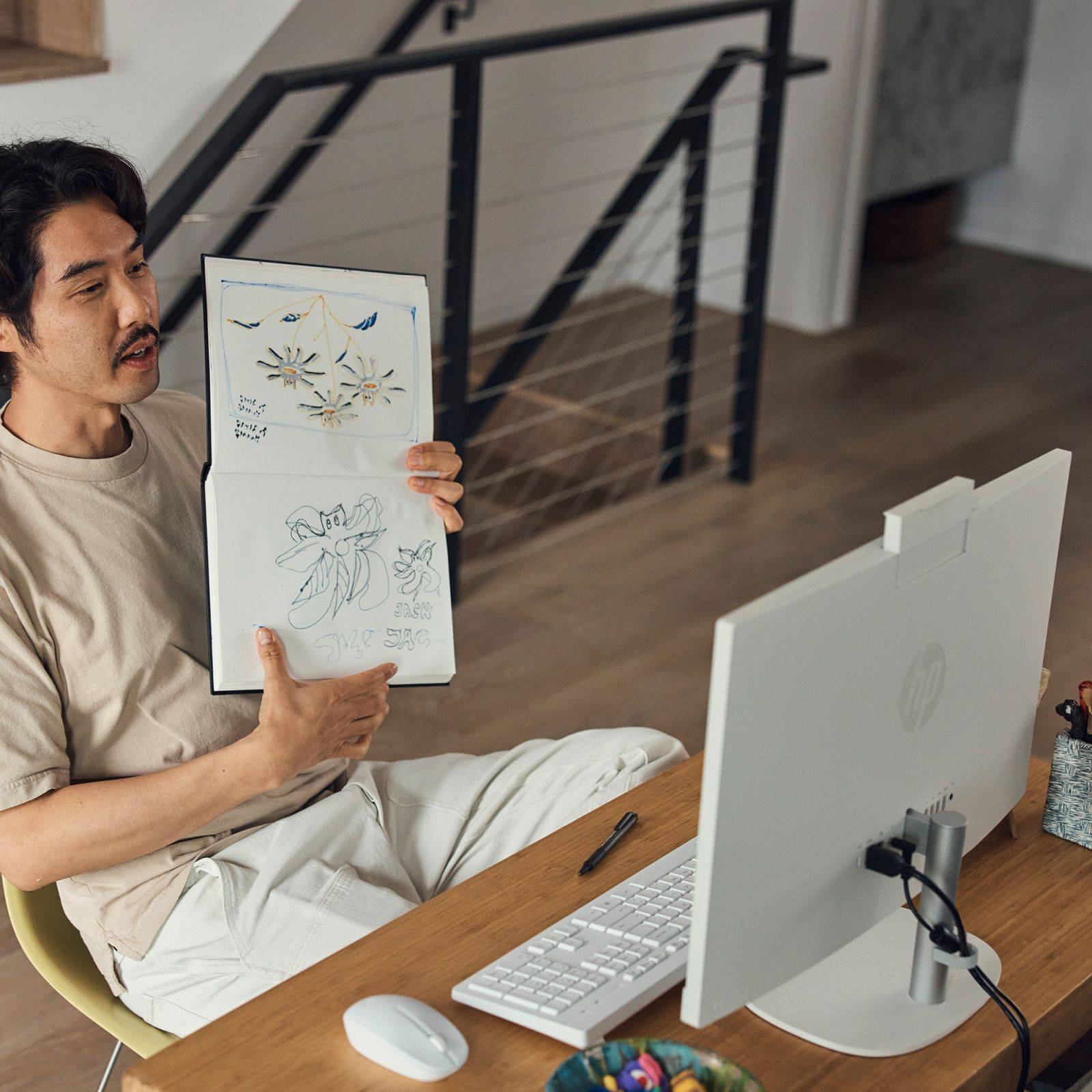 HP 24-cr0006ng - All-in-One (Komplettlösung) - Ryzen 5 7520U / 2.8 GHz - RAM 16 GB - SSD 512 GB - NVMe - Radeon 610M - 1