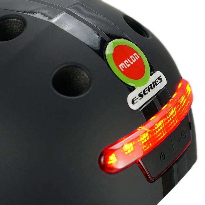 Melonenhelm mit Beleuchtung E-Serie Black Ice M-L