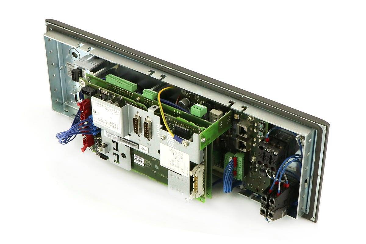 Siemens 6FC5303-1AF12-8AM0 Siemens 887621150631 SINUMERIK Push Button Panel MPP 483 IEH-S12 Connection Industrial Ethern