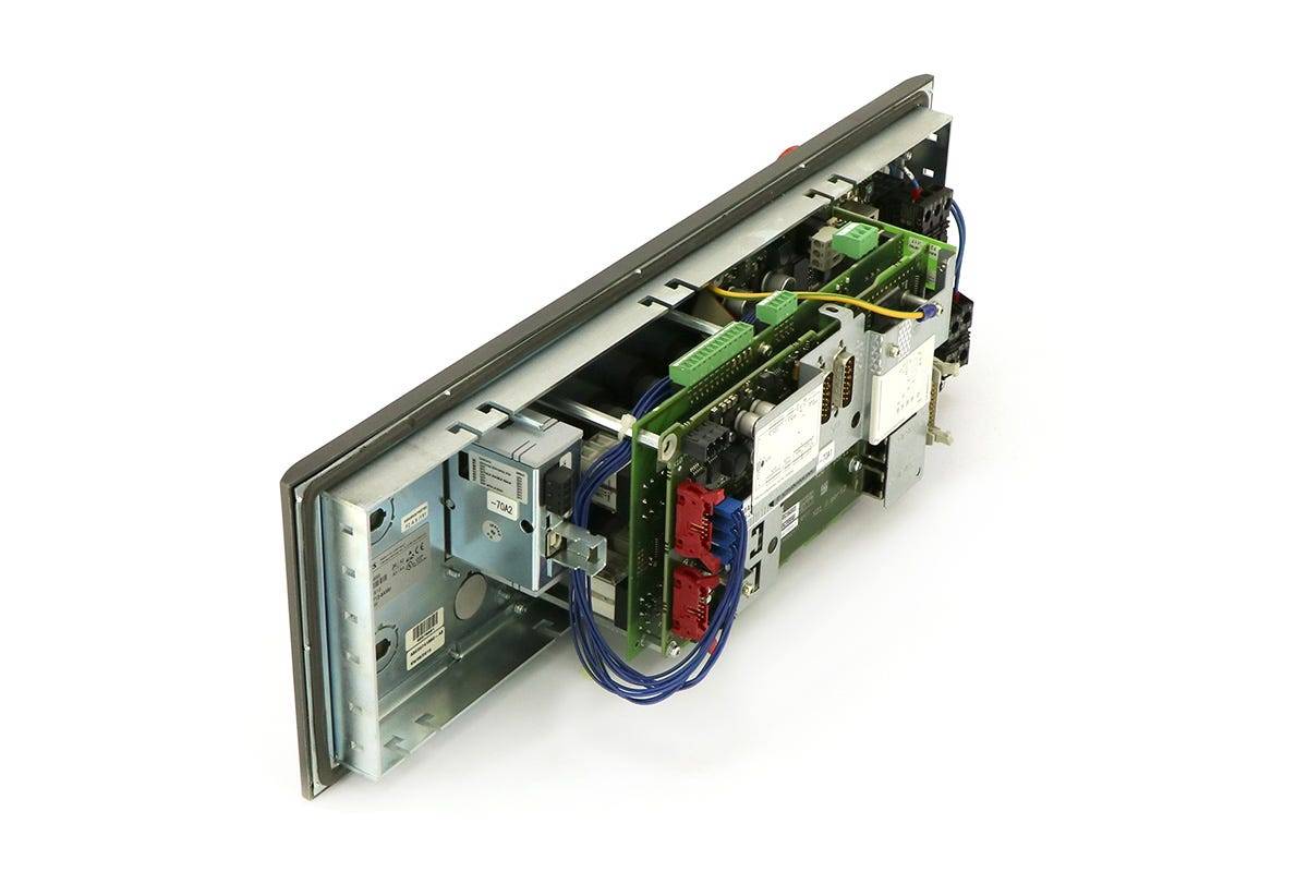 Siemens 6FC5303-1AF12-8AM0 Siemens 887621150631 SINUMERIK Push Button Panel MPP 483 IEH-S12 Connection Industrial Ethern
