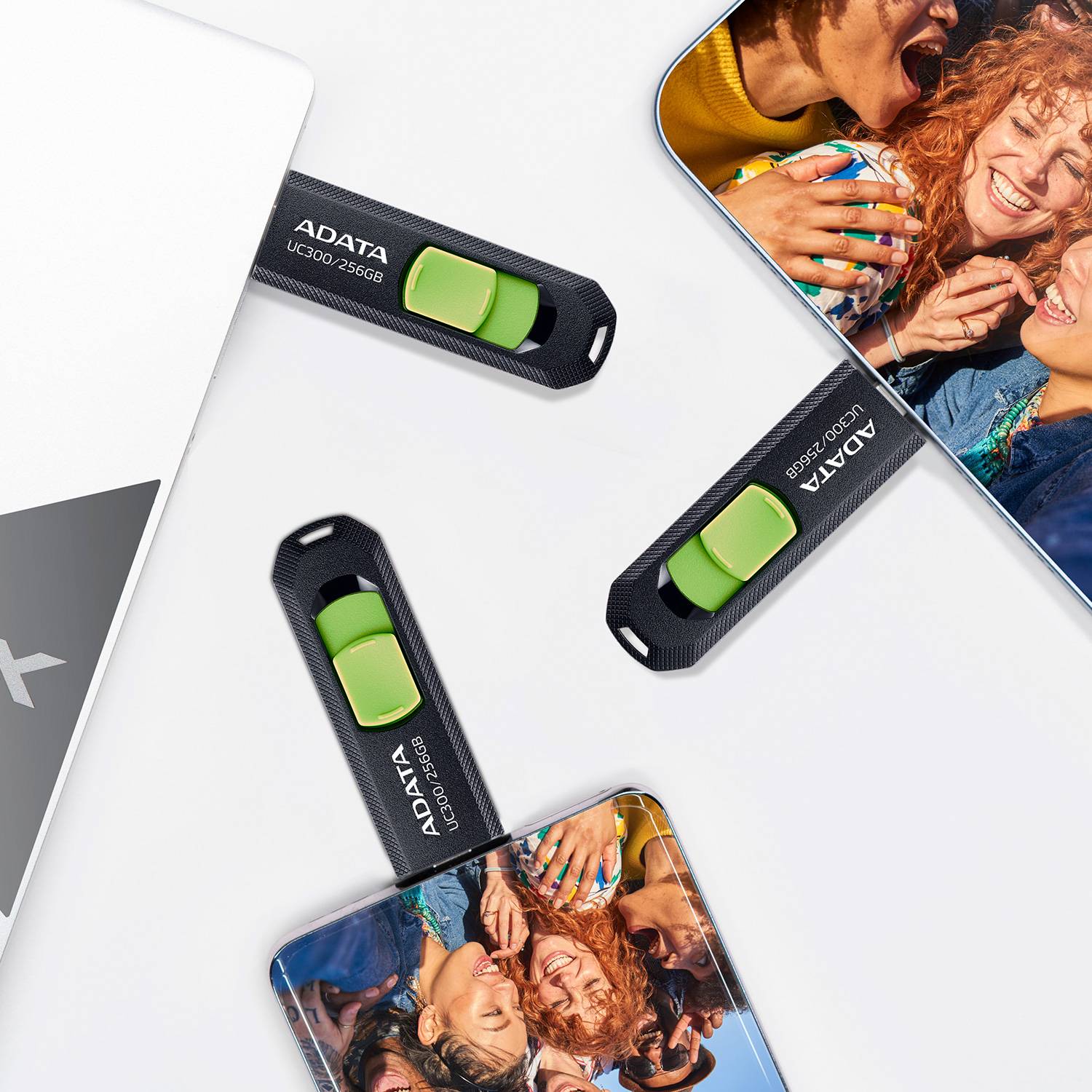 ADATA UC300 - USB-Flash-Laufwerk - 128 GB - USB 3.2 Gen 1 / USB-C - Schwarz - gr