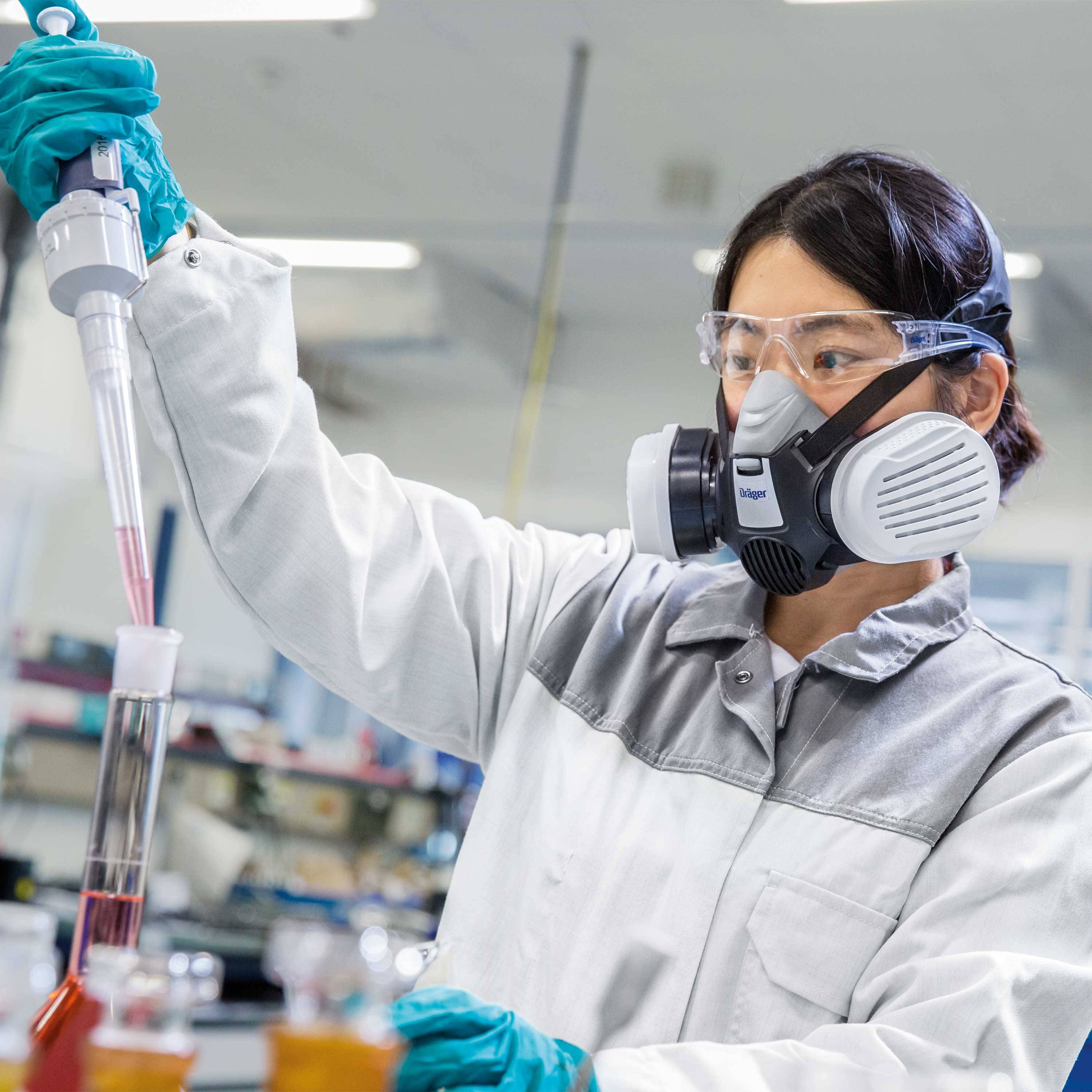 Halbmaske X-plore® 3300 R57794 Größe M Typ Chemiearbeit-Set Material Soft-TPE Scheibe ohne Anschluss Bajonett Inhalt 1 X