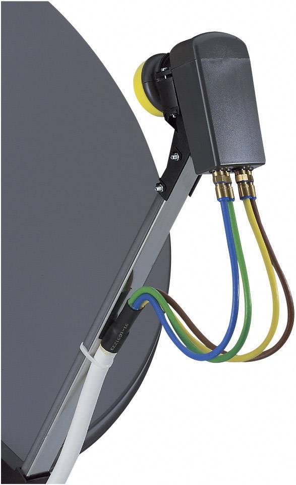 Satellitenschüssel mit LNB und vier farblich kodierten Kabeln: gelb, blau, grün und braun, die an den LNB angeschlossen sind.