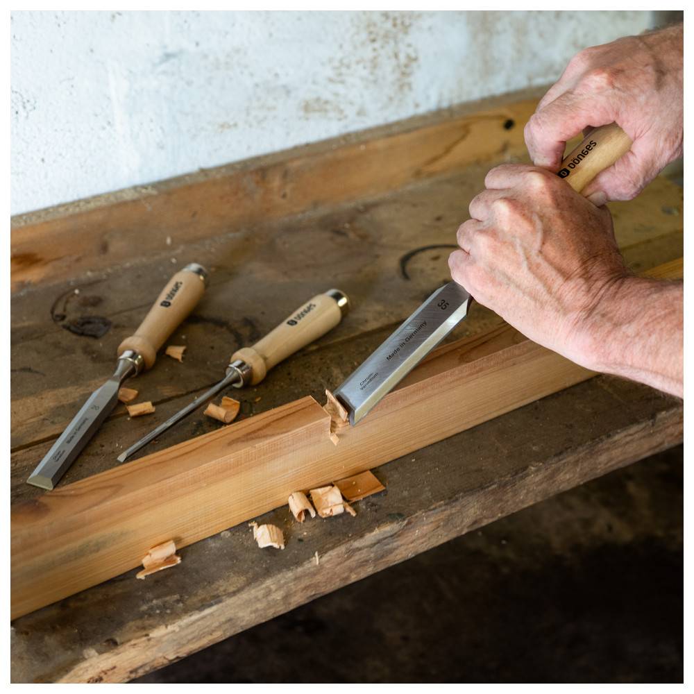 Dönges Stechbeitel mit Holzheft, 26 mm