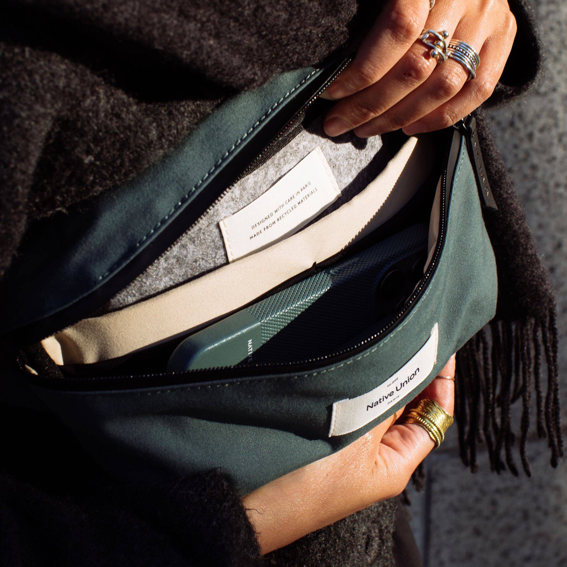 Native Union W.F.A Crossbody Pouch Green