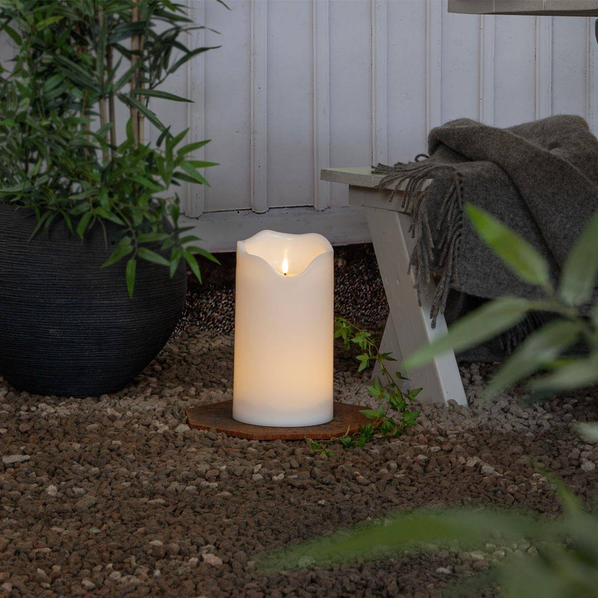 Star Trading - XXL Outdoor LED Kerze GRAND 30cm, 3D Flamme, Timer