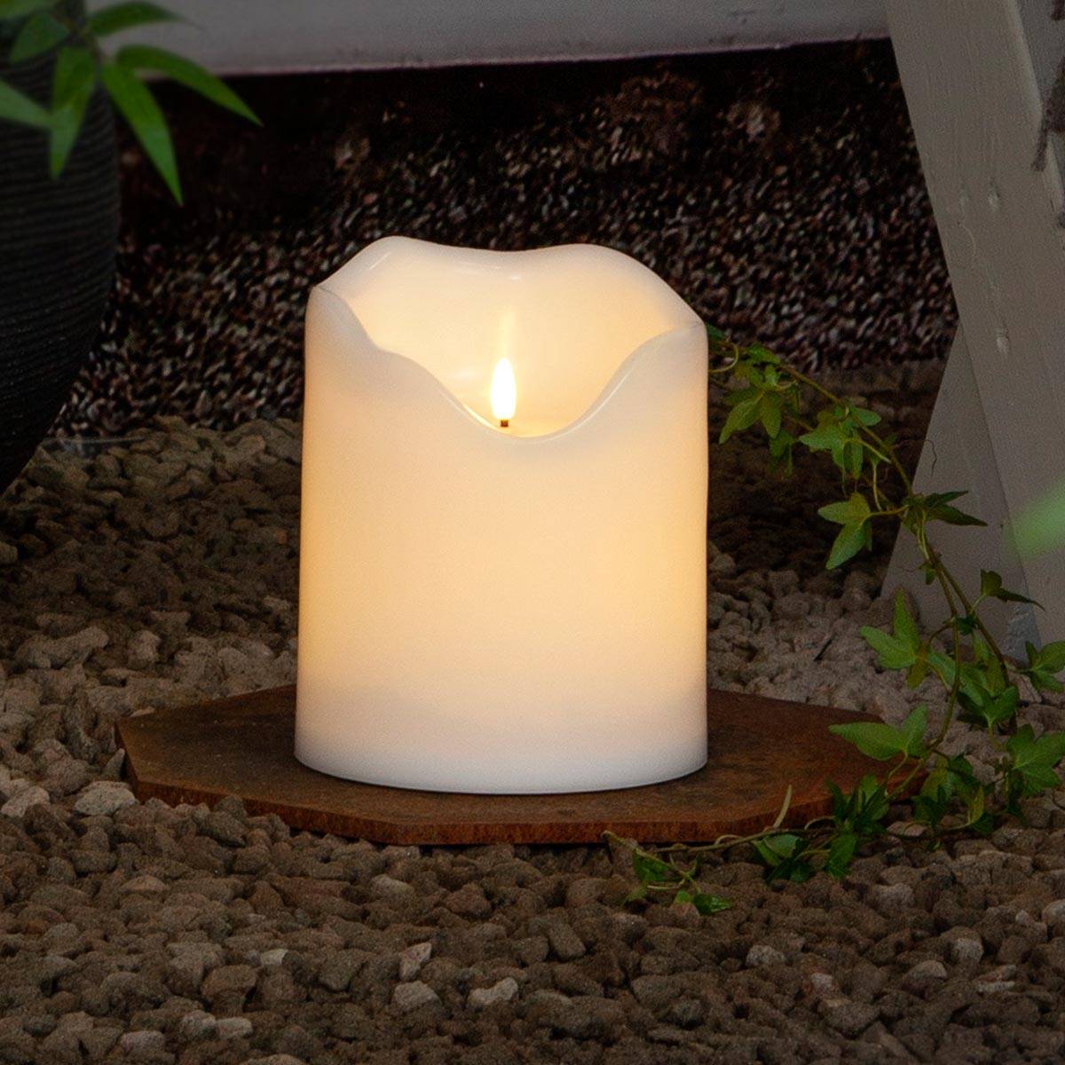 Star Trading - XXL Outdoor LED Kerze GRAND 20cm, 3D Flamme, Timer