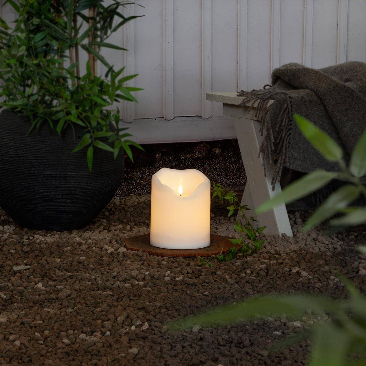 Star Trading - XXL Outdoor LED Kerze GRAND 20cm, 3D Flamme, Timer