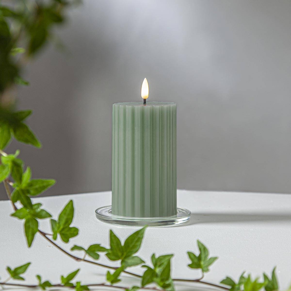 Star Trading - LED Stumpenkerze STRIPE grün, 3D Flamme & Timer