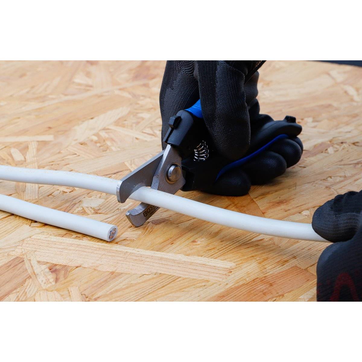 BGS 70964 Kabelschere, Edelstahl, 180 mm