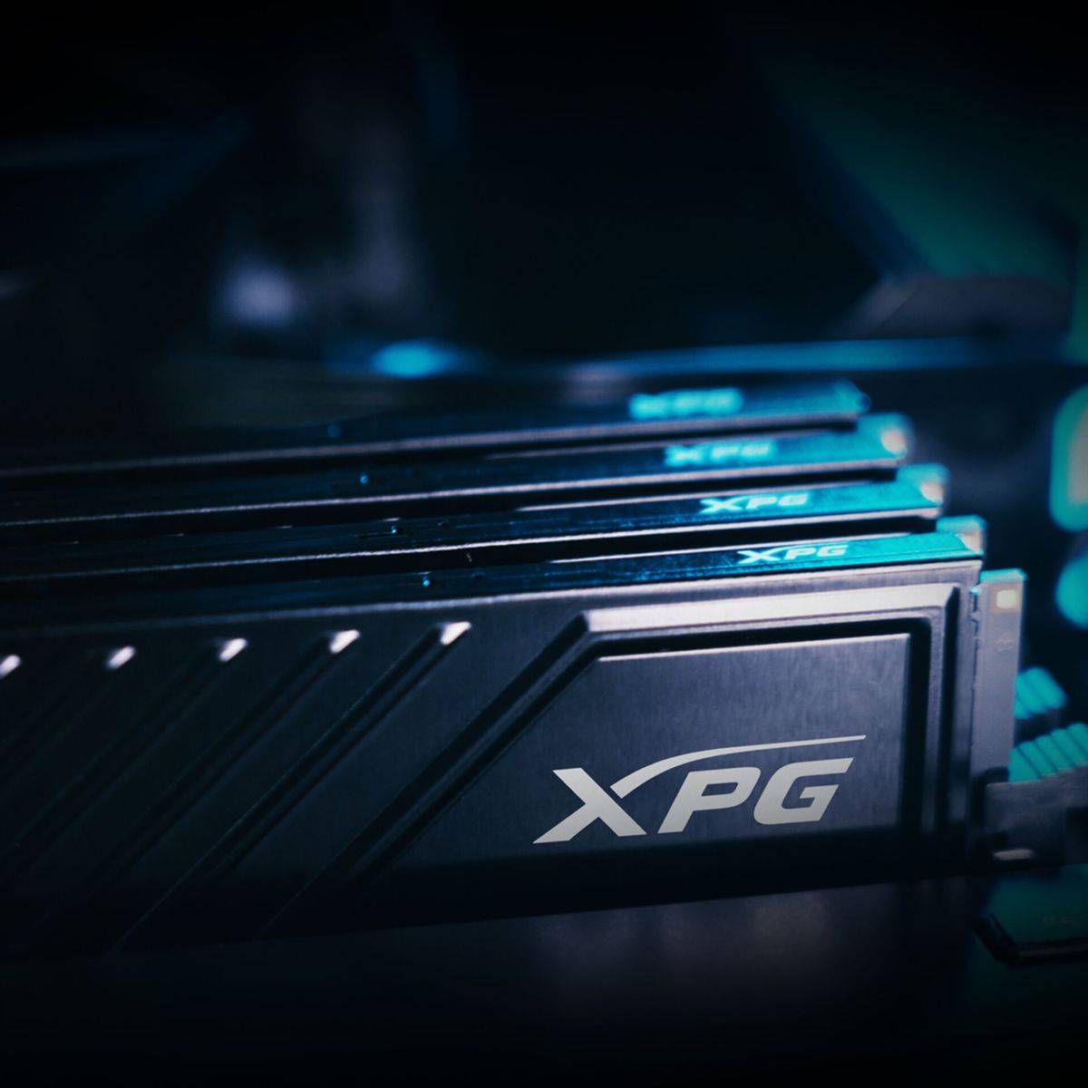 ADATA XPG GAMMIX D35 - DDR4 - Modul - 32 GB - DIMM288-PIN - 3200 MHz / PC4-25600