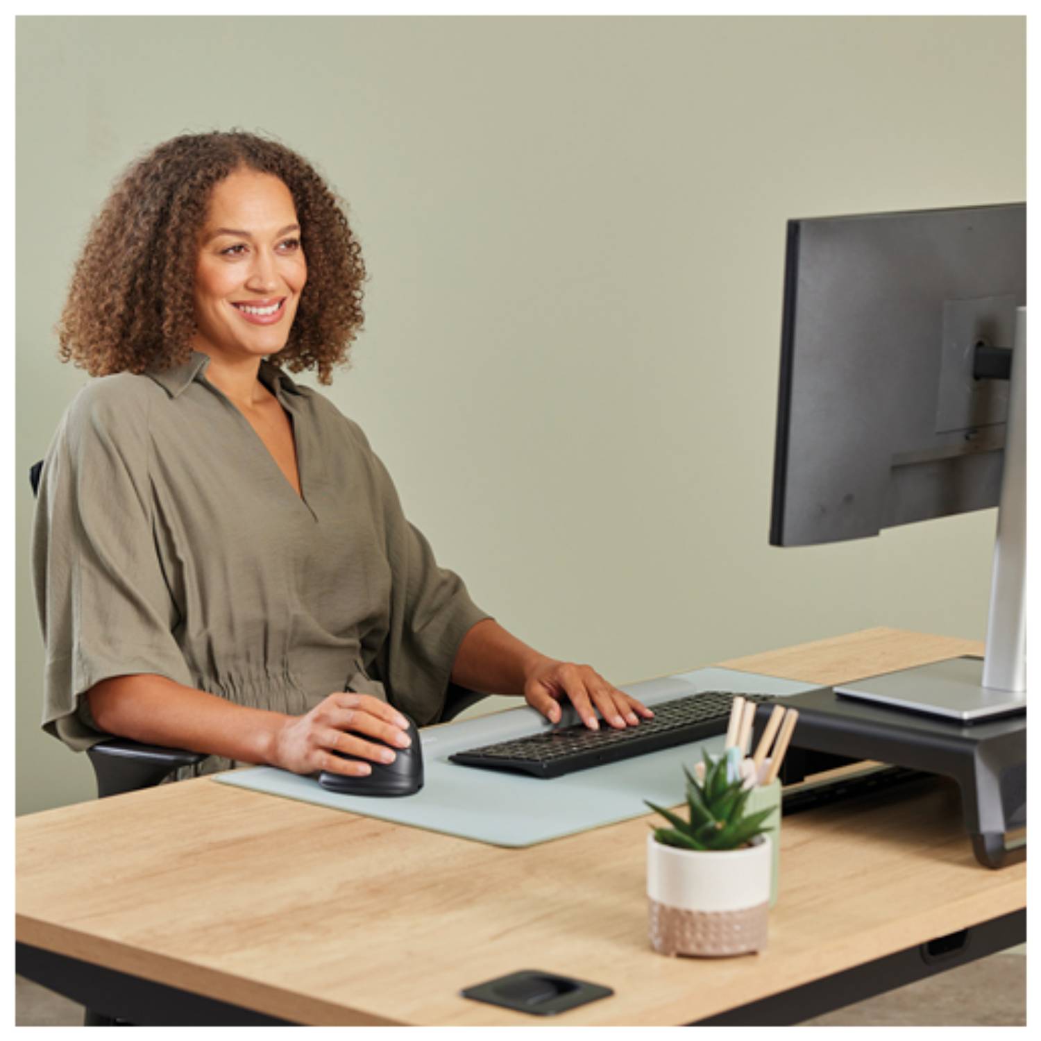 Fellowes vertikale Maus Breyta medium right Multimedia-Technik Ergonomische wireless Kabellos
