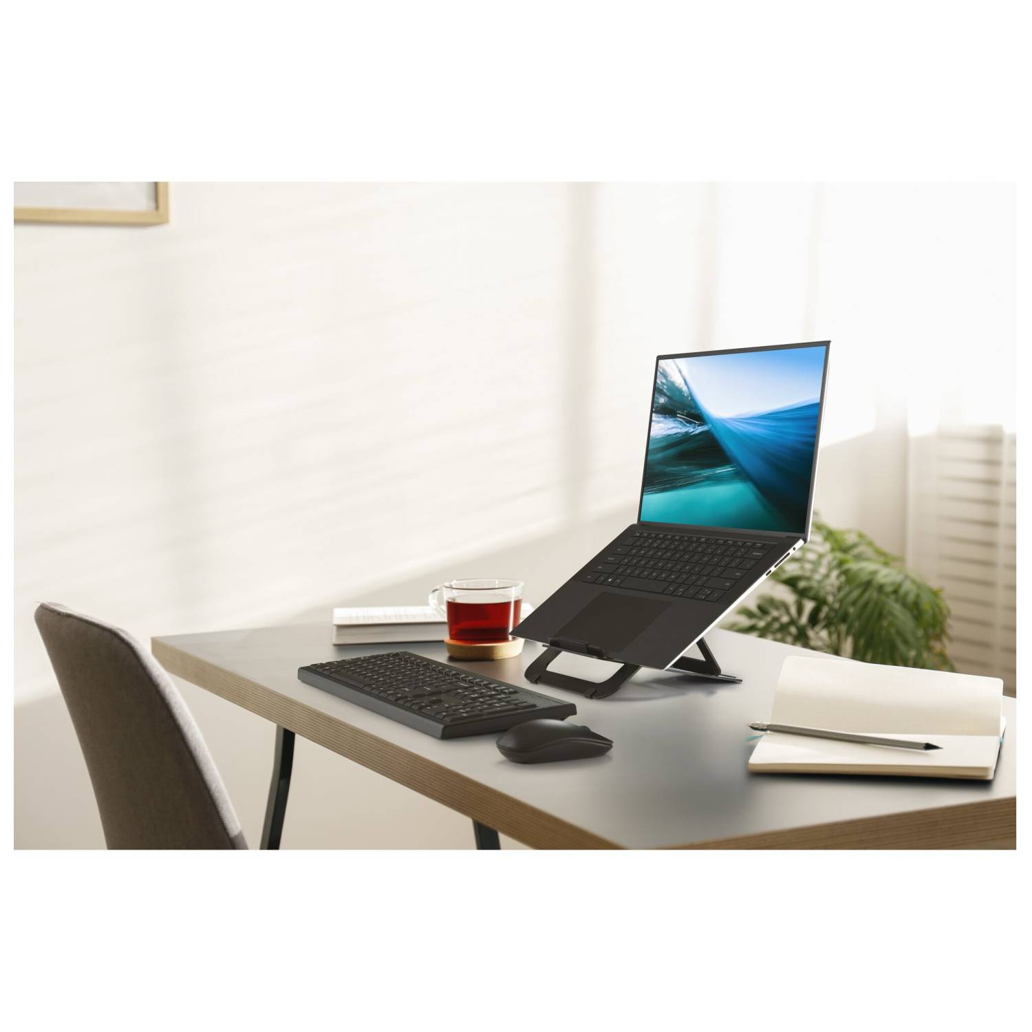 Kensington EQ Aluminum Adjustable Laptop Stand