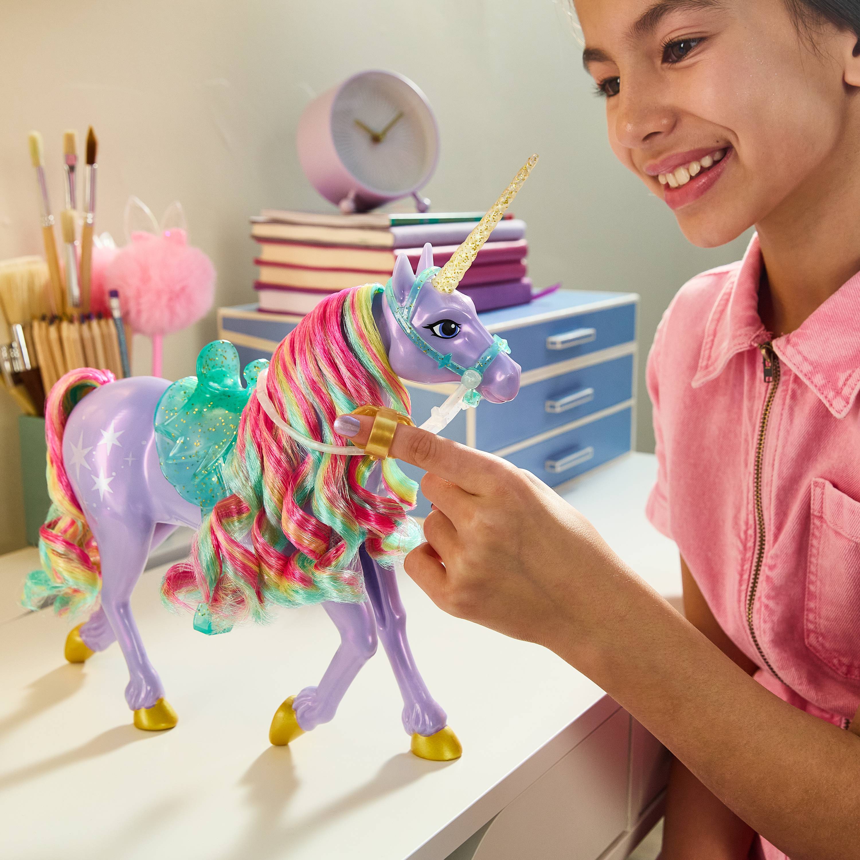 Spin Master Unicorn Academy Einhorn Wildstar - 28 cm groß, Original-Einhorn von Sophia zur beliebten