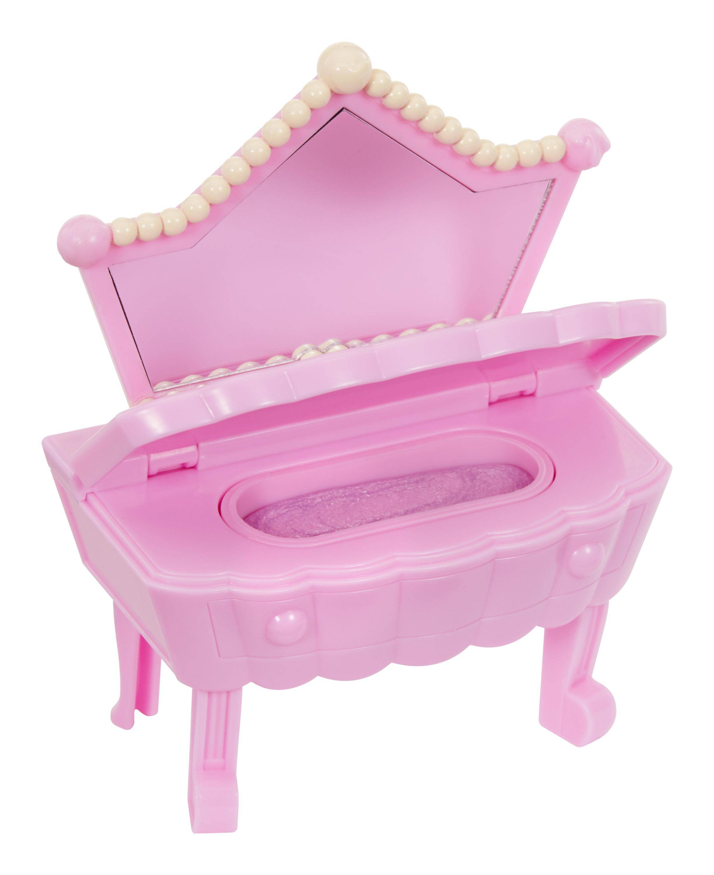 MGA Entertainment Inc. MGA Entertainment Yummiland Beauty Bag Playset + Lip Gloss Doll - Cupcake