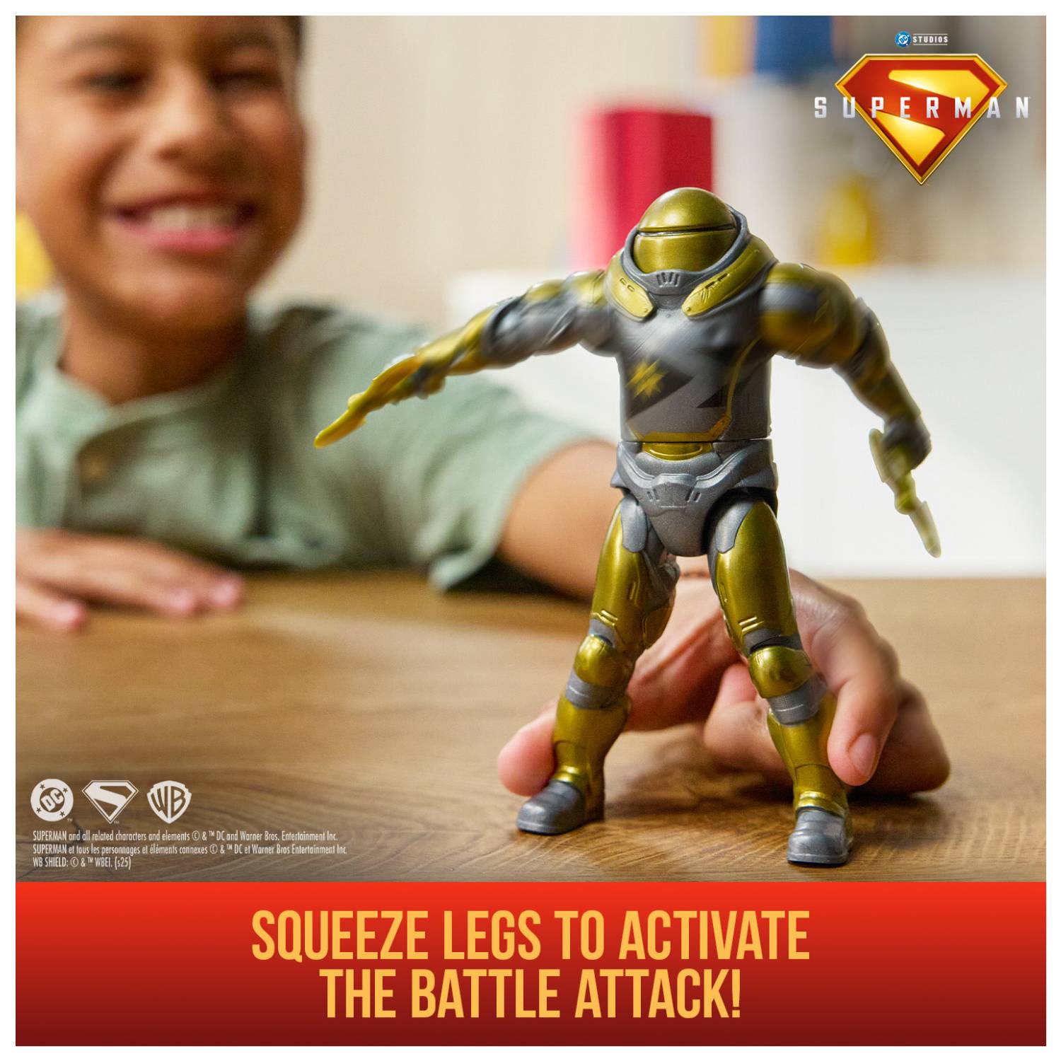 Spin Master DC Comics Superman - 15cm The Hammer Deluxe Action-Figur, 4 Jahr(e), Gold, Grau