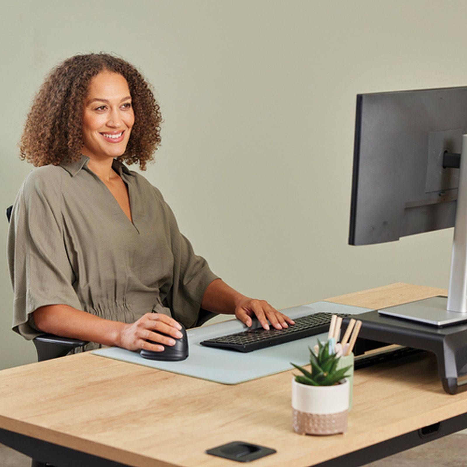 Fellowes vertikale Maus Breyta Plus+ small right Multimedia-Technik Ergonomische wireless Kabellos