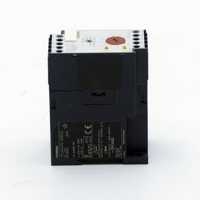 Siemens Zeitrelais (7PU4440-2BB30)
