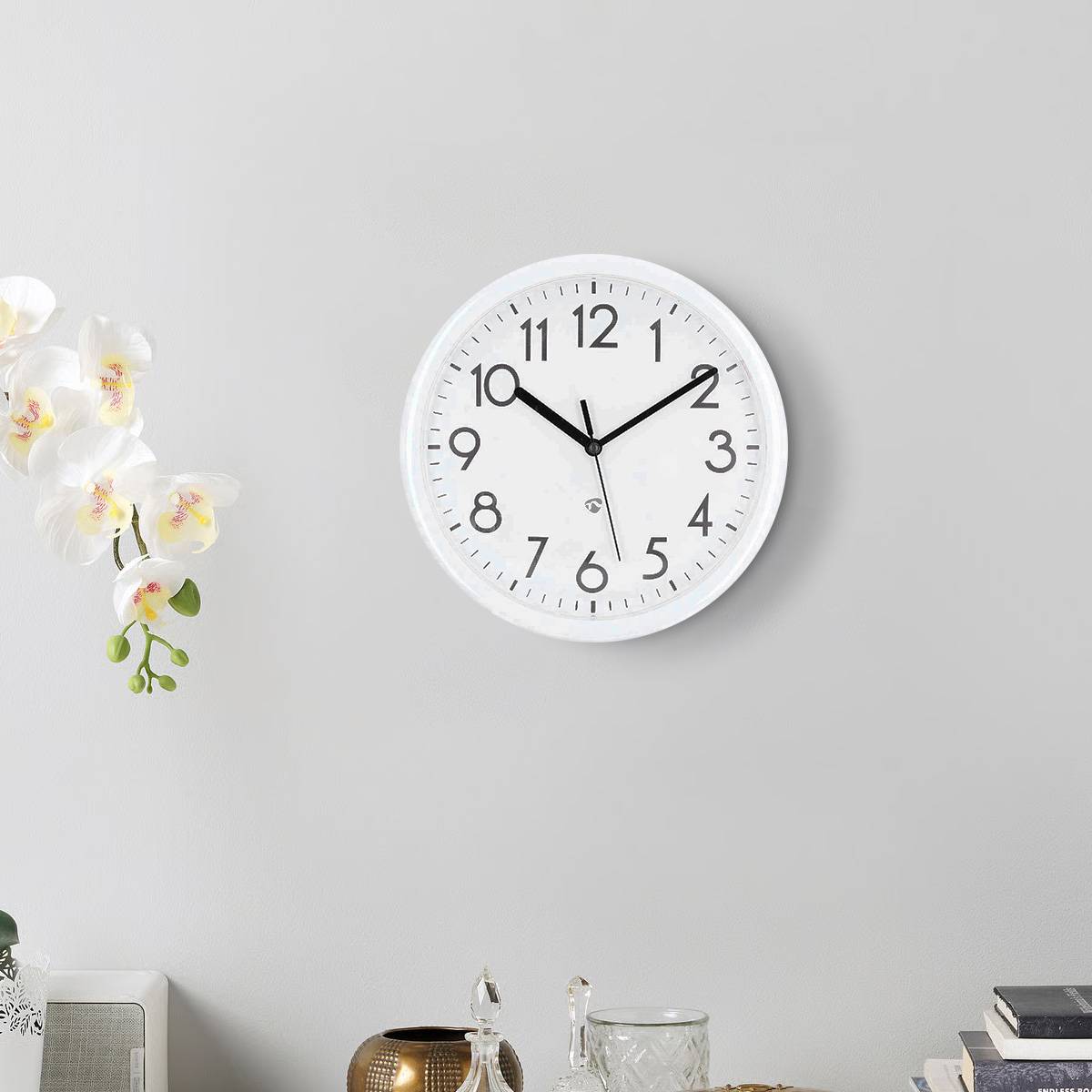 Wanduhr| Durchmesser 220 mm| Kunststoff| Weiss