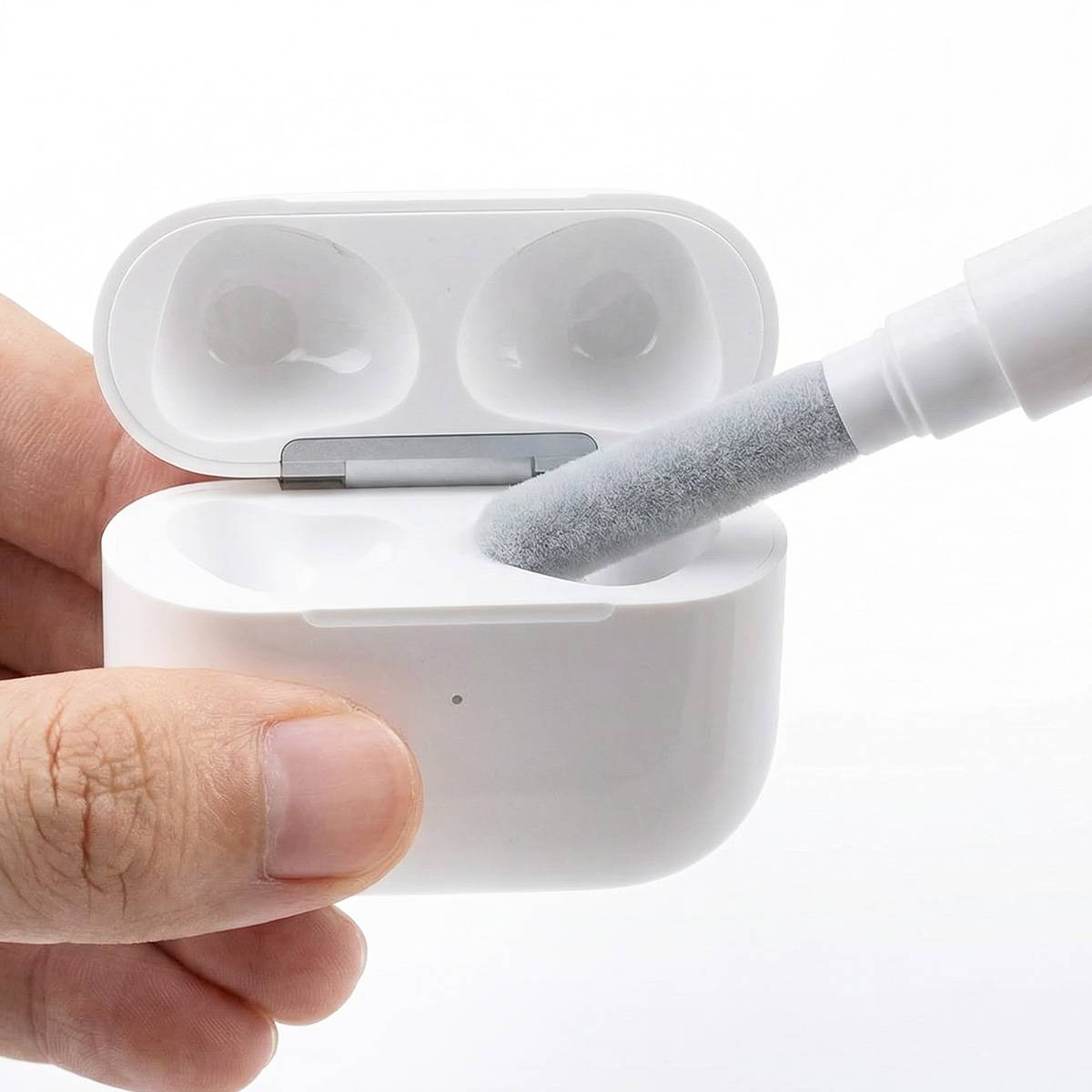Pro 3-in-1 Reinigungsstift für Ohrhörer mit Spitze Bürste Schaum Weiß