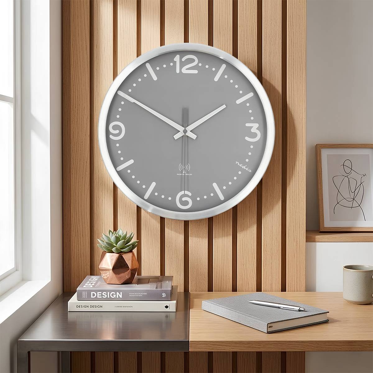 Funkuhr Wanduhr leise modernes elegantes Design Grau
