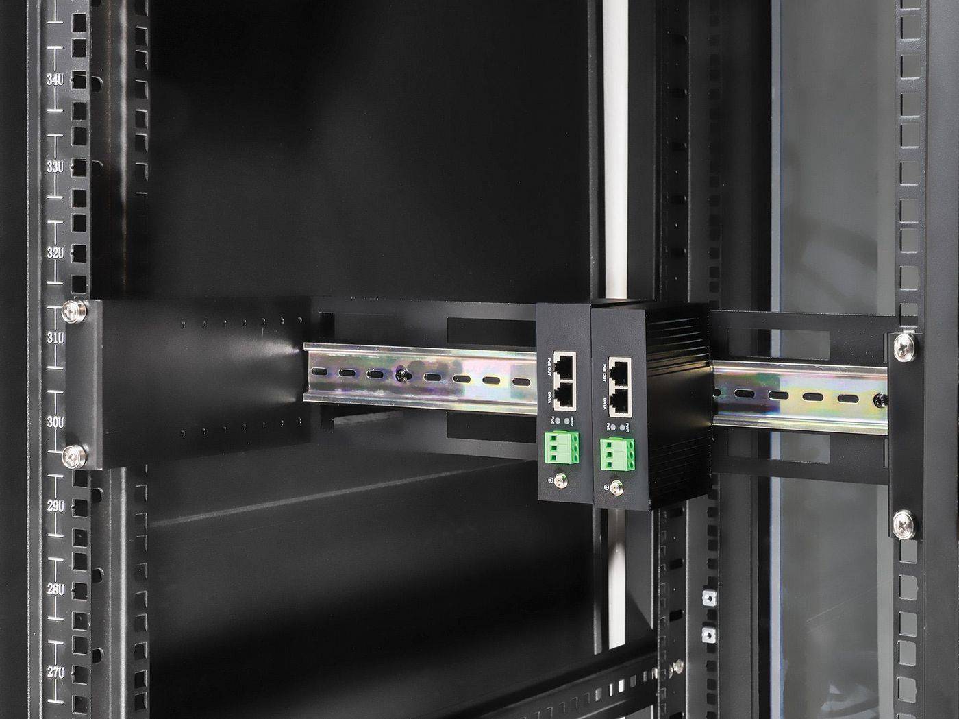 INTELLINET Tiefenverstellbarer 19"DIN-Hutschienenträger 2HE