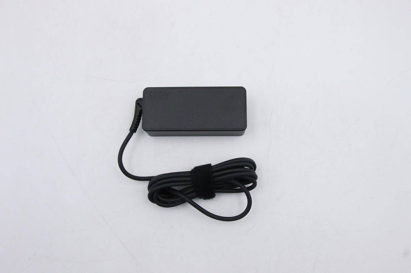Lenovo AC-Adapter 45 Watt 2 Pin (02DL121)