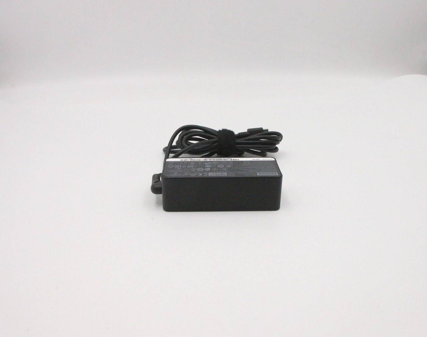Lenovo New release Delta PD 3.0 45W 3pin NON-PCC ac adapter FRU