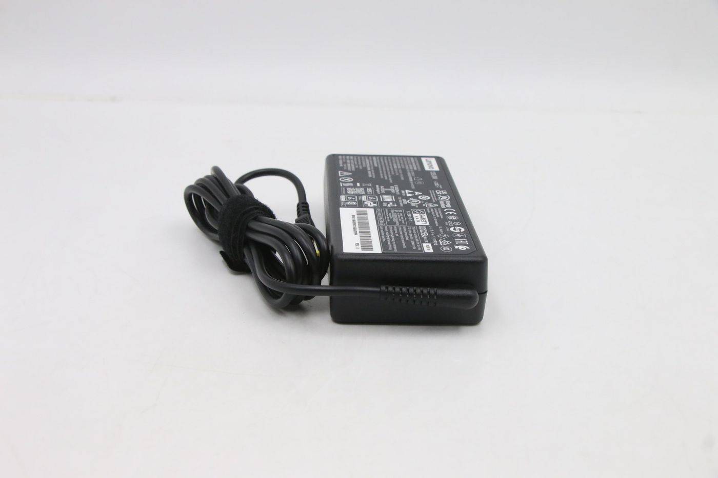 AC Adapter 135W (Slim Tip) includes power cable