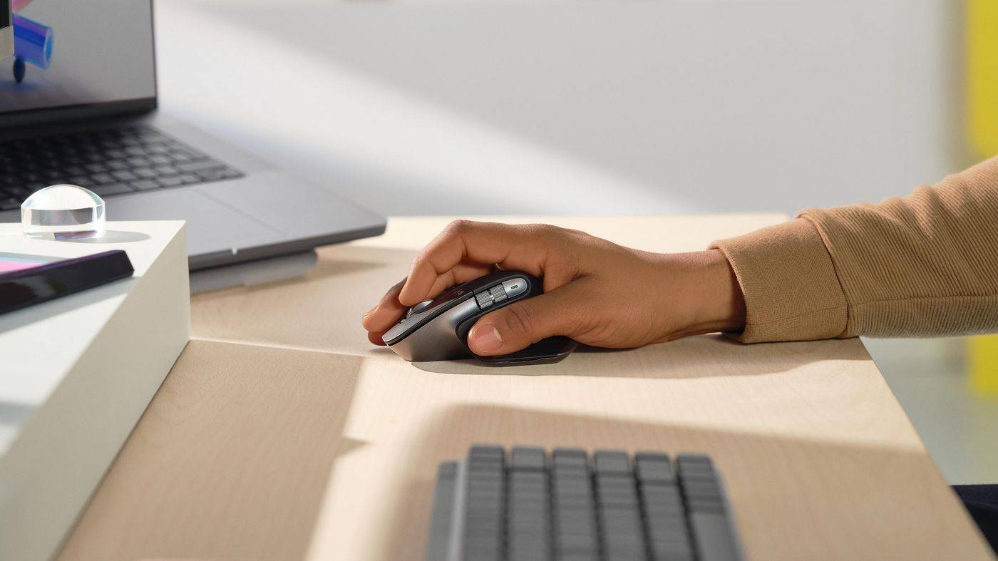 Logitech MX Master 3S kabellose Maus - Space-grau 910-006569