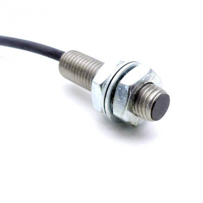 BALLUFF Induktiver Sensor BES00N5 (BES 516-324-E4-C-PU)