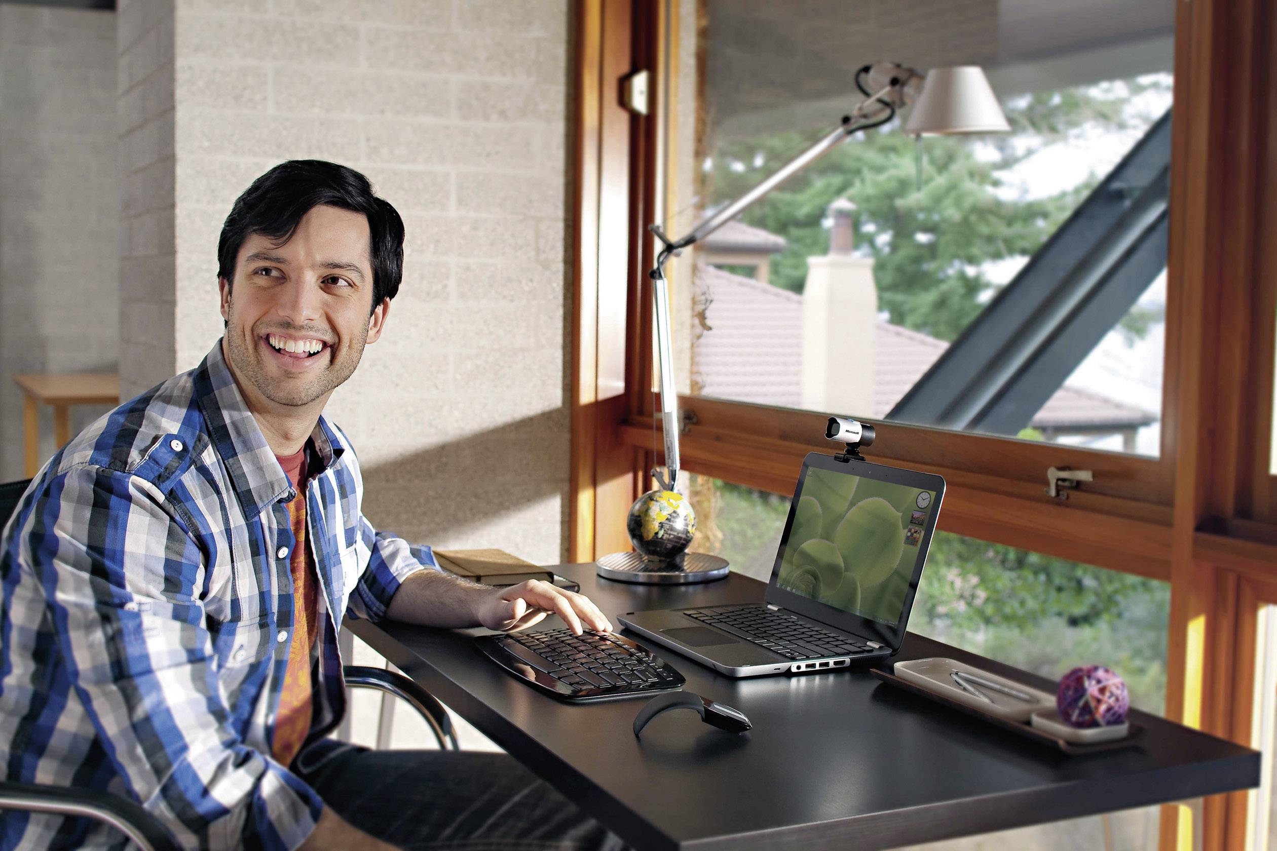 Microsoft LifeCam Studio Full HD-Webcam 1920 x 1080 Pixel Standfuß, Klemm-Halterung