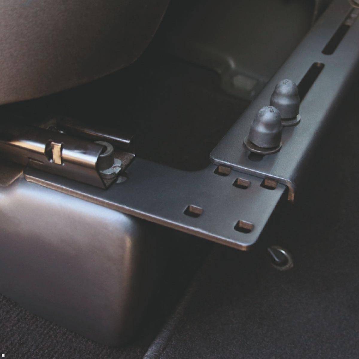 RAM Mounts Universal Fahrzeug-Basis, Doppel-Schwenkarm, C-Kugel (RAM-VB-196-SW2)
