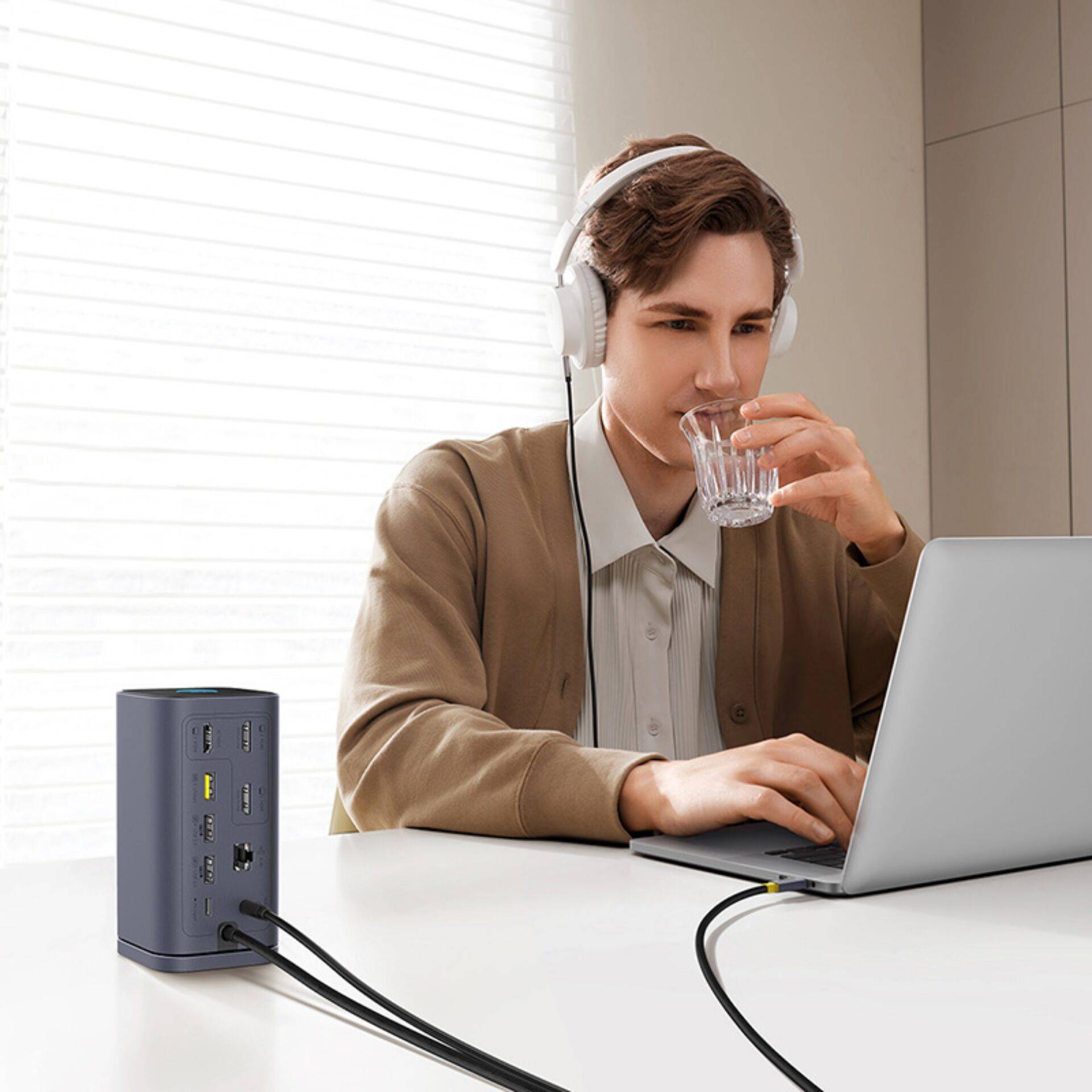 Baseus B00568101813-01 laptop dock/port replicator Tablets &amp; Smartphones Smartphone Zubehör