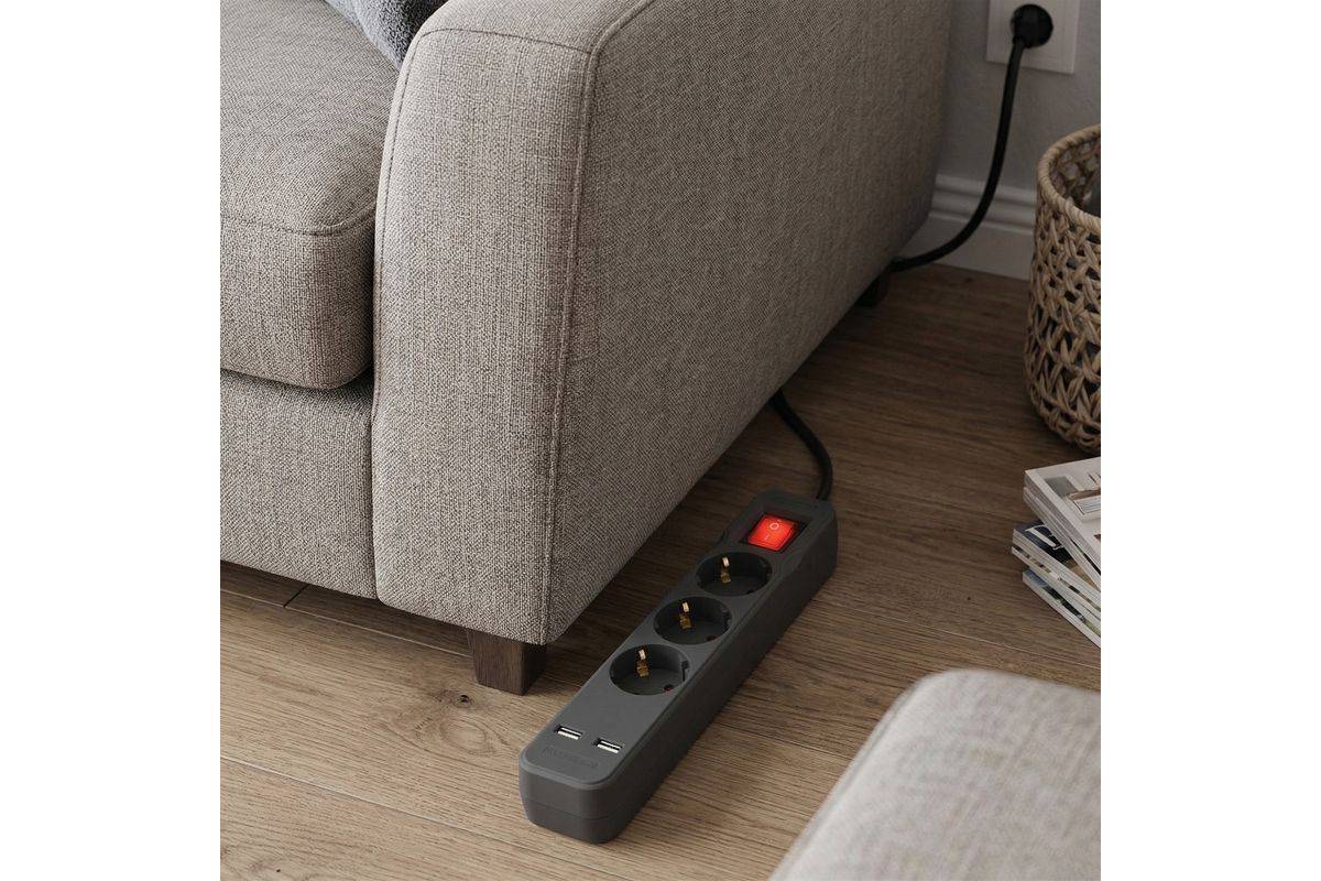 Entac Steckdosenleiste 3fach 2x USB-A, 1,5m schwarz Multimedia-Technik Steckdosenleisten