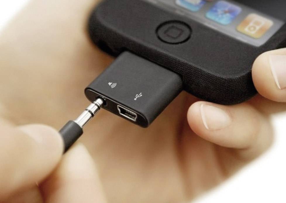 SendStation iPad/iPhone/iPod Audiokabel/Datenkabel/Ladekabel [1x Apple Dock-Stecker 30pol. - 1x Klinkenbuchse 3.5 mm, USB 2.0