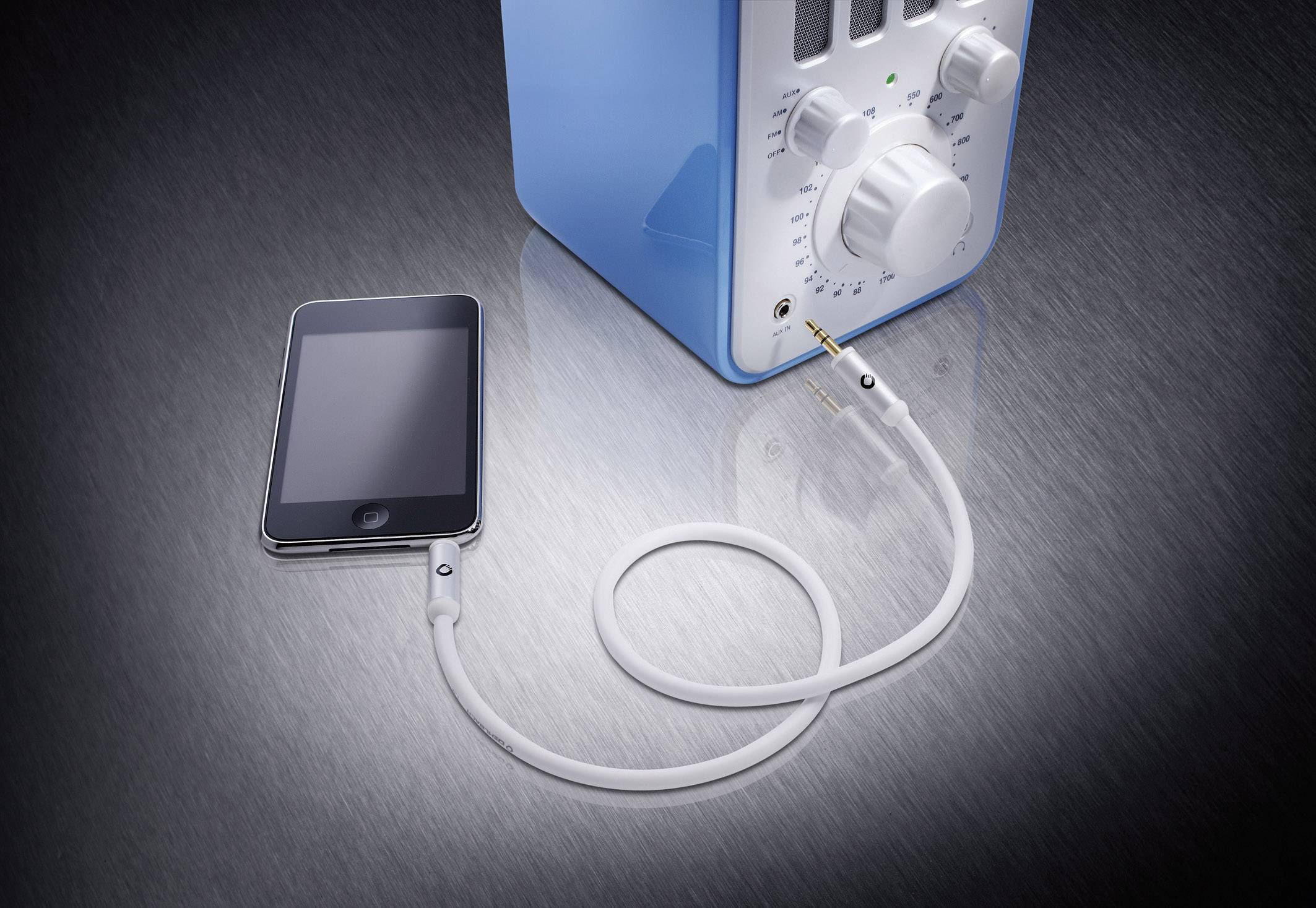 Oehlbach Klinke Audio Anschlusskabel [1x Klinkenstecker 3.5mm - 1x Klinkenstecker 3.5 mm] 1.50m Schwarz vergoldete Steckkontakte