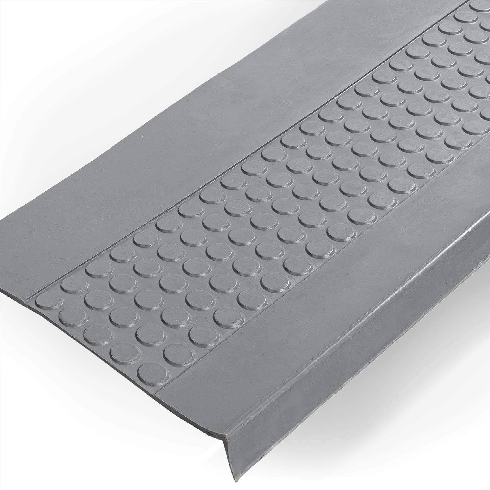 Stufenmatten Gummi mit Noppen Grau 90x30x4cm