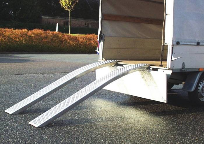 HP AUTOZUBEHÖR 11275 Verladeschiene 400 kg ohne Rand gebogen Länge 1500 mm Fahr