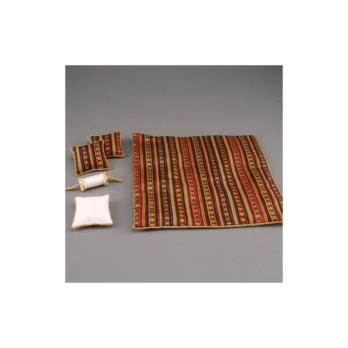 001.829/1 - Tagesdecke, braun, Miniatur