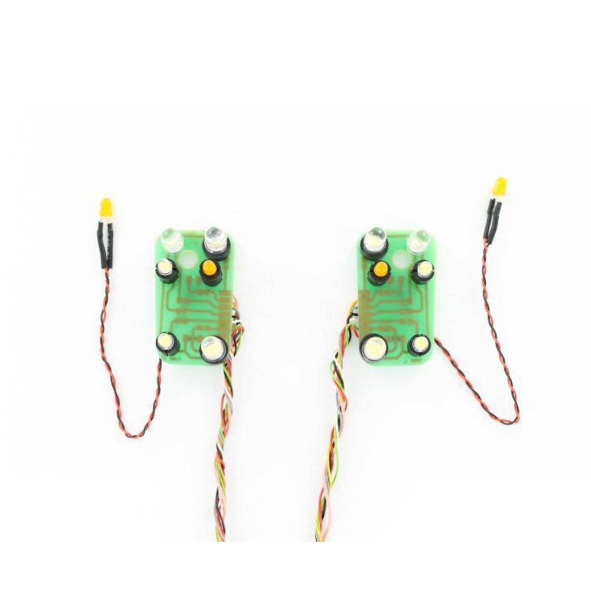 500907391 - Modellbausatz,1:14 7,2V MAN LED-Scheinwerferplatine