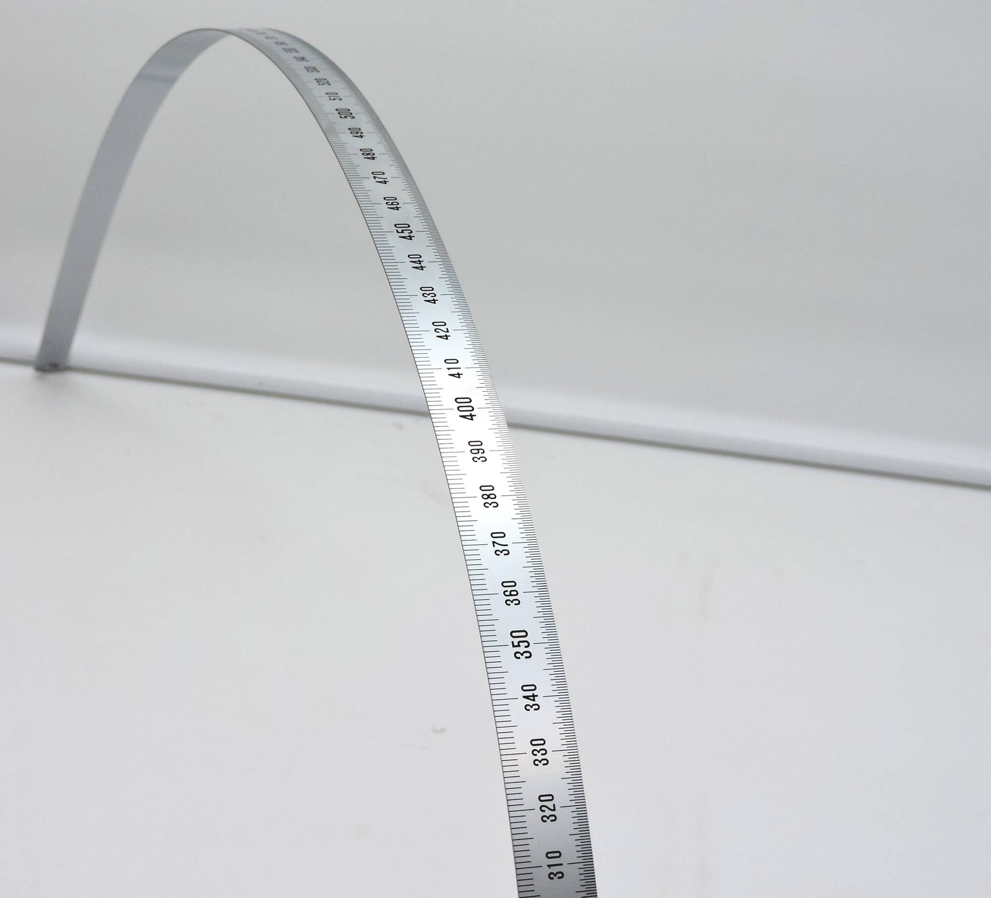 Shinwa 29033 Flexibles Lineal aus Edelstahl 100 cm - Stahllineal Metalllineal - 12547